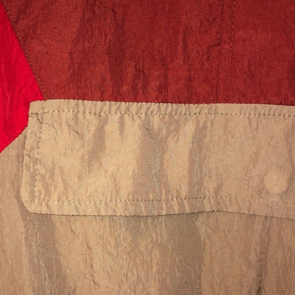 Color-Block Crop Hooded Windbreaker - Picture 7 of 8